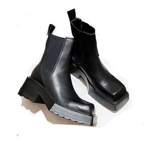 NEW genuine leather Chelsea boots